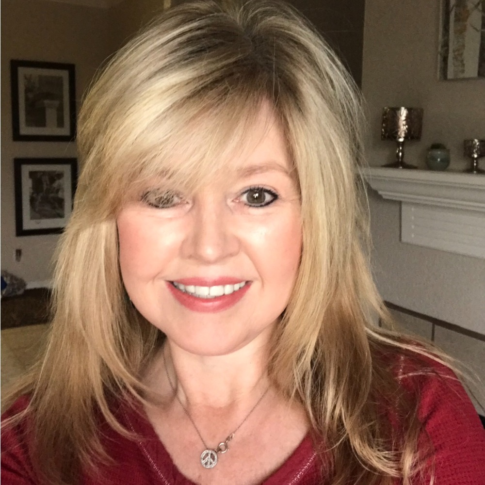 Meet your Posher, Kimberly